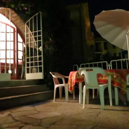 Villino Glass - Giardino P Auto Apartment
